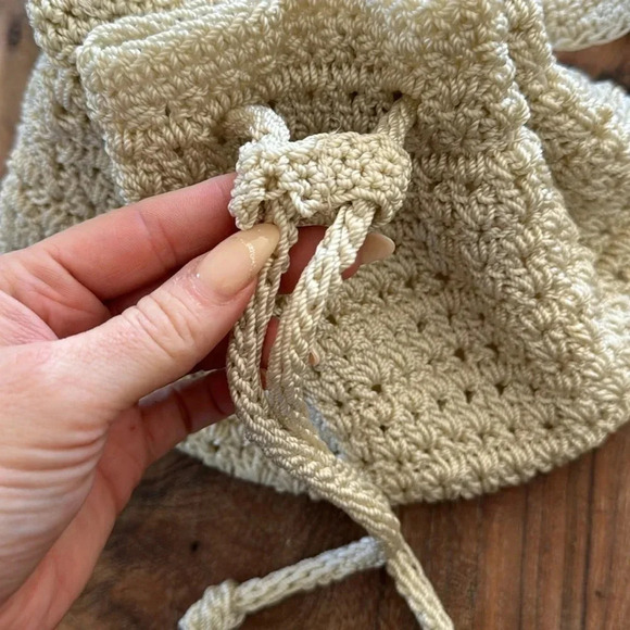 The Sak Neutral Cream Tan Crochet Shoulder Bag Purse - Picture 2 of 10